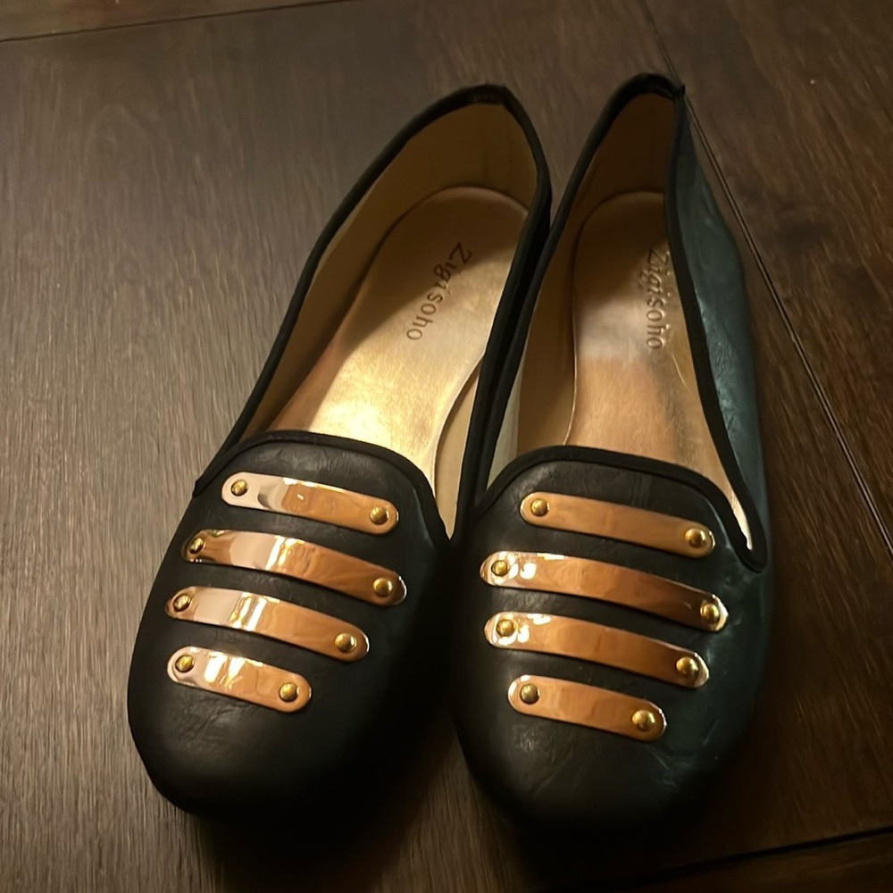 Black and gold flats